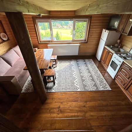 Guest House Kaspiy 부코벨 외부 사진