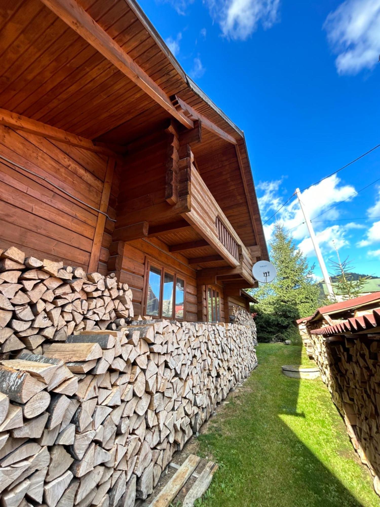 Guest House Kaspiy 부코벨 외부 사진