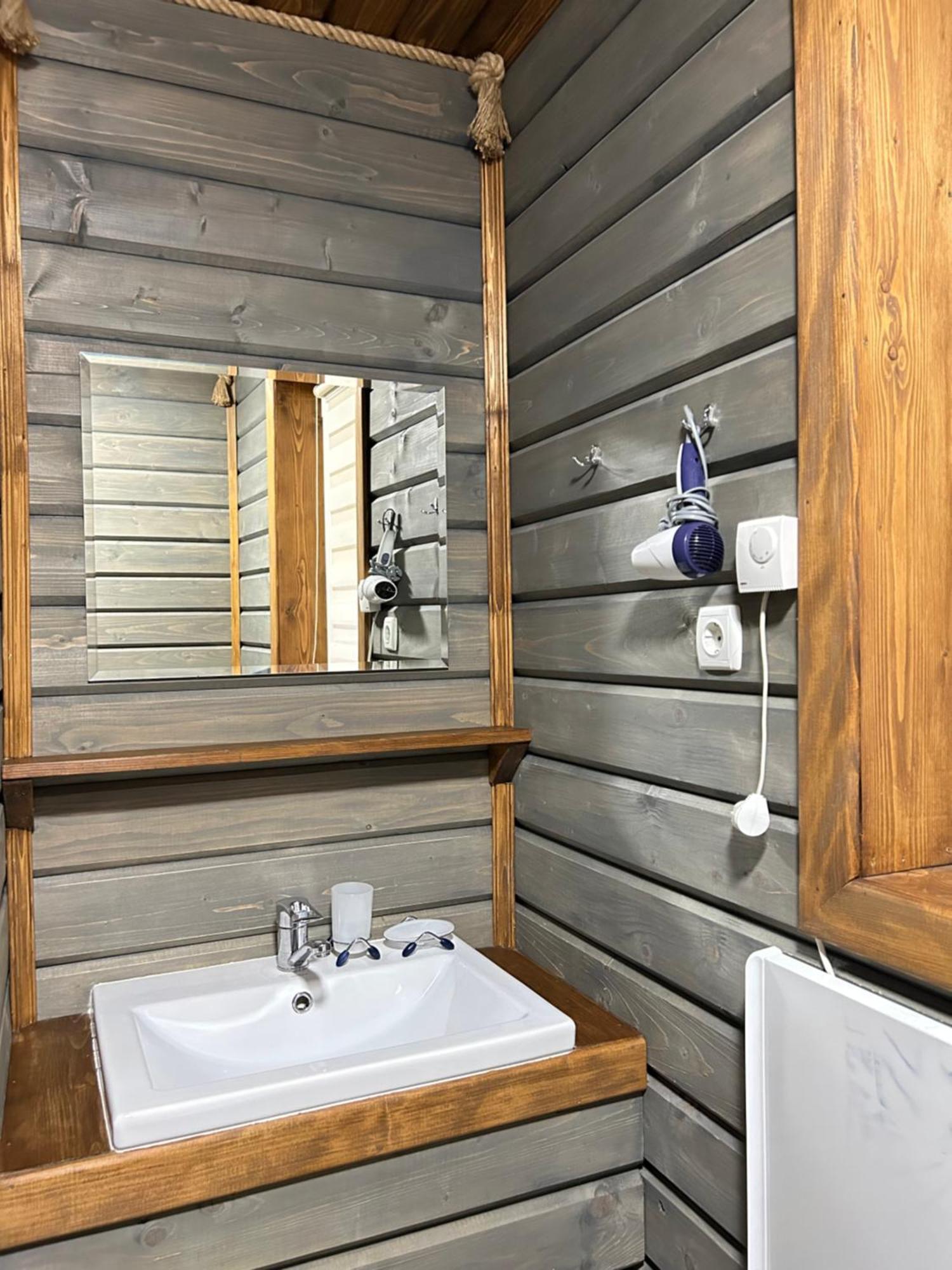 Guest House Kaspiy 부코벨 외부 사진