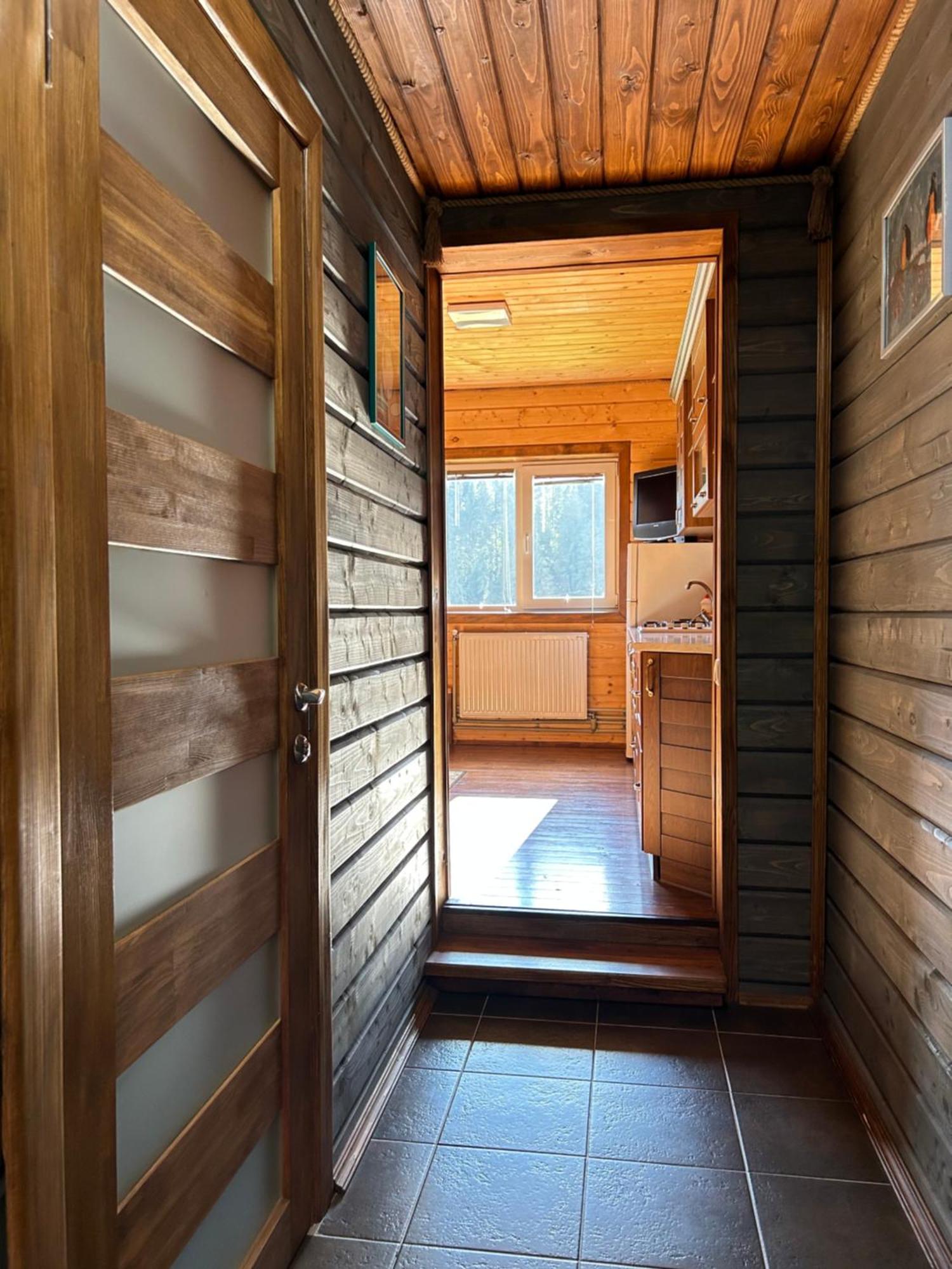 Guest House Kaspiy 부코벨 외부 사진