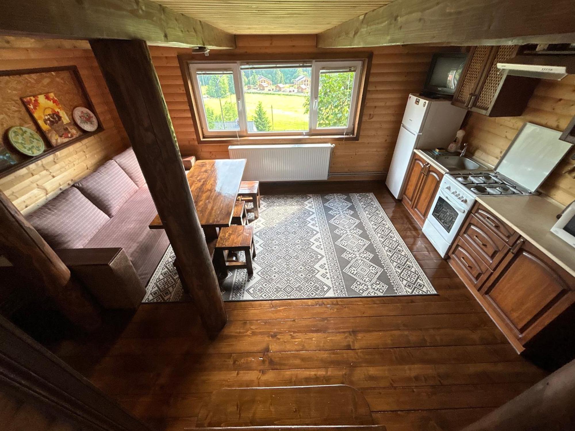 Guest House Kaspiy 부코벨 외부 사진